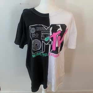 ▪️Hollister Oversized MTV Tee▪️